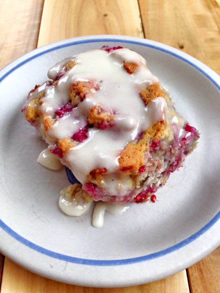 raspberry cream sweet rolls